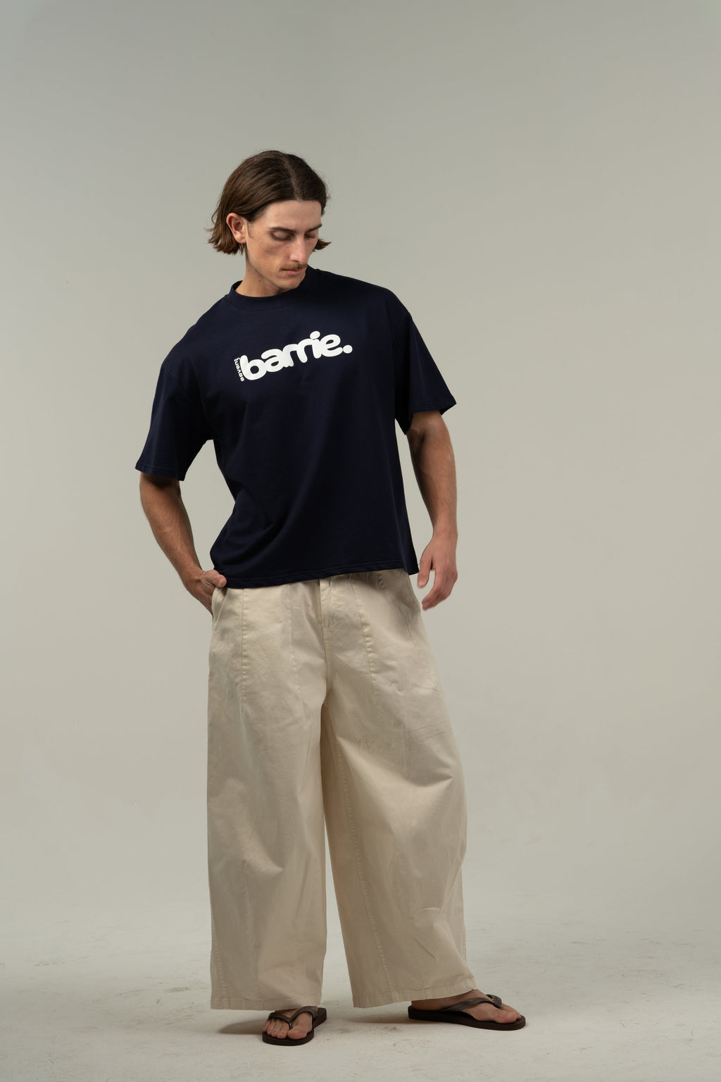 NAVY BARRIE TEE