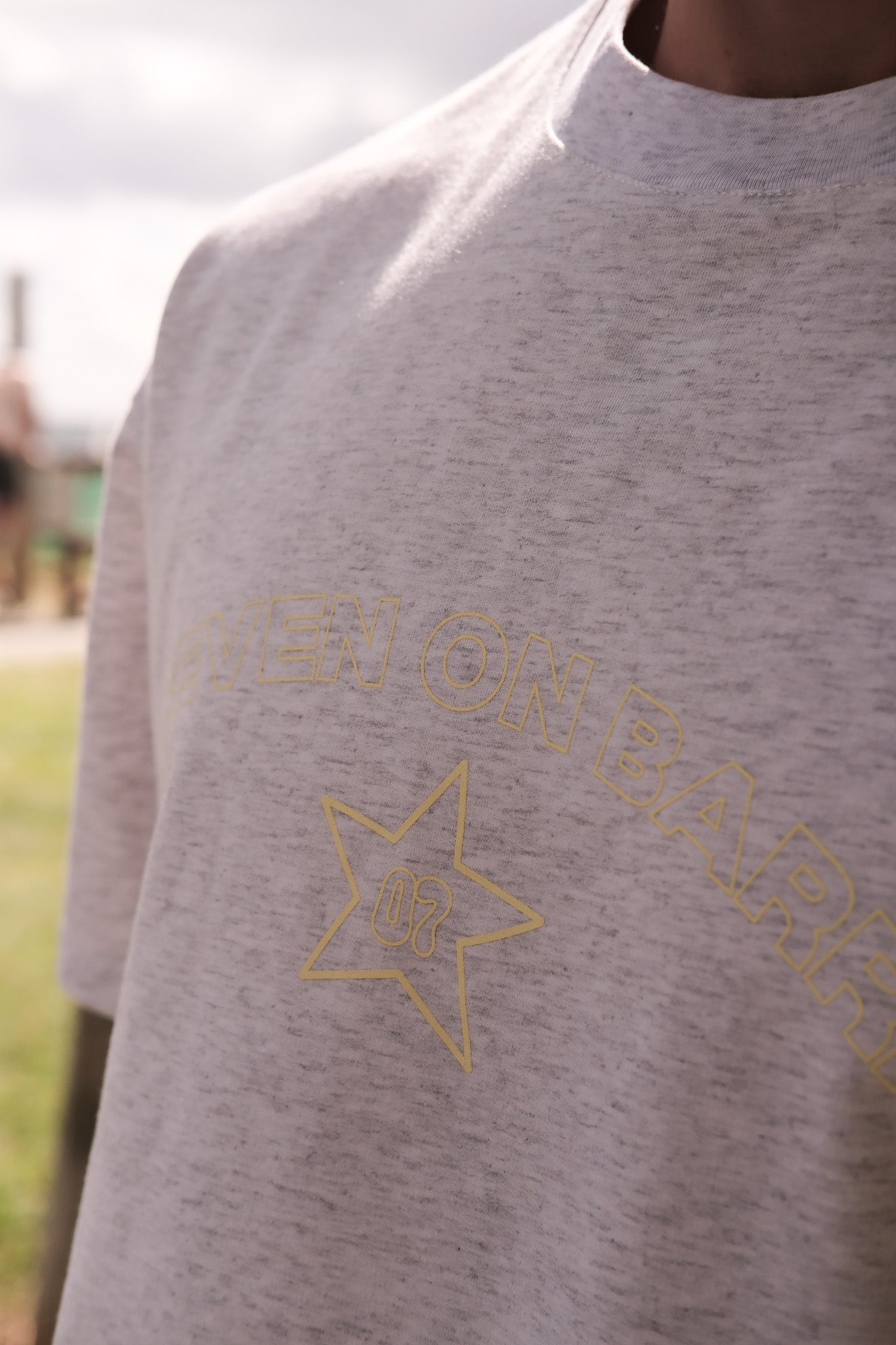 GREY MARLE CHEST PRINT TEE